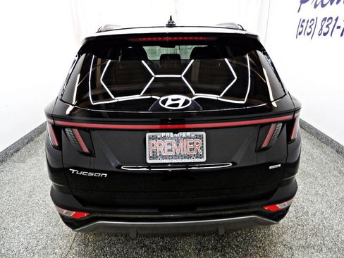 Used 2022 Hyundai Tucson Limited AWD/4WD image 5