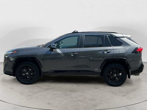 Certified 2022 Toyota RAV4 SE w/ Convenience Package AWD/4WD image 8