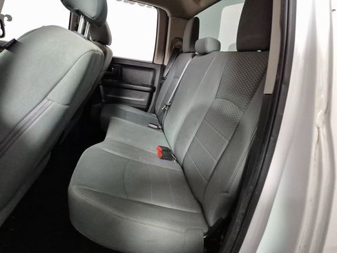 Used 2019 RAM 1500 Express image 11