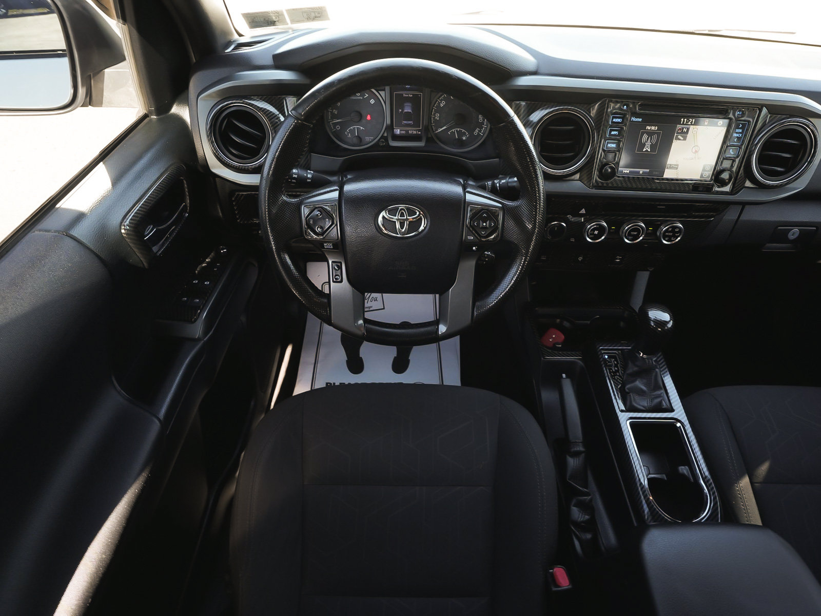 Used 2016 Toyota Tacoma TRD Sport w/ Towing Package AWD/4WD image 41
