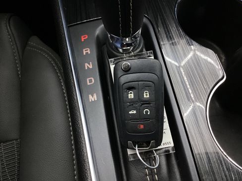 Used 2018 Chevrolet Impala LT w/ LT Convenience Package FWD image 41