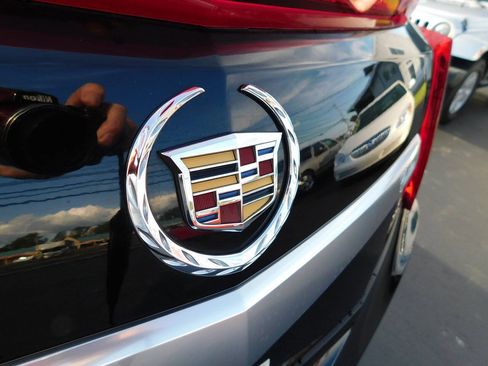 Used 2014 Cadillac XTS Luxury w/ Driver Awareness Package FWD image 10