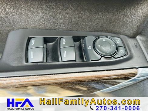 Used 2020 Chevrolet Silverado 1500 LT Trail Boss AWD/4WD image 13