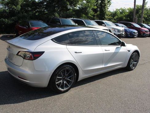 Used 2018 Tesla Model 3 RWD image 6