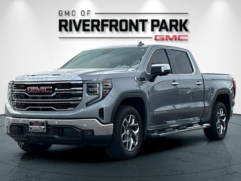 Used 2023 GMC Sierra 1500 SLT w/ SLT Premium Plus Package image 7