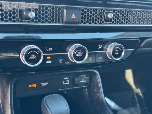 Used 2024 Honda Civic Sport image 28