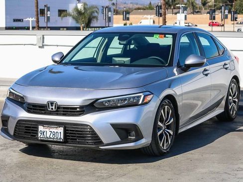 Used 2024 Honda Civic EX image 4