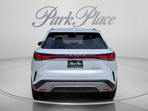 Used 2024 Lexus RX 350 FWD w/ Convenience Package image 4