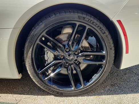 Used 2019 Chevrolet Corvette Stingray Coupe w/ 1LT image 29