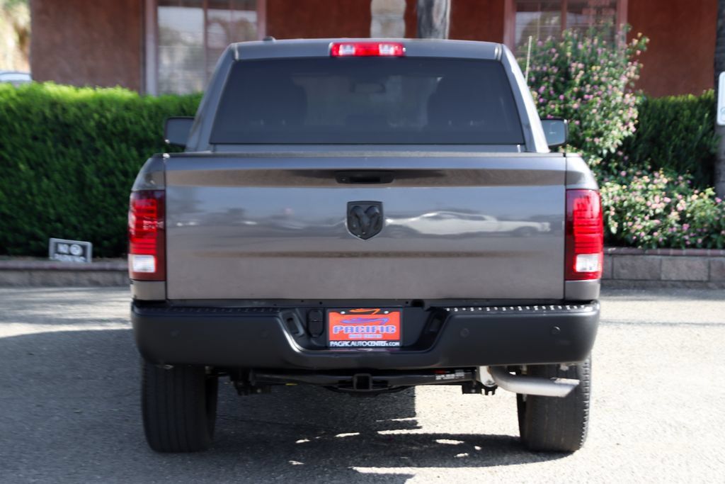 Used 2024 RAM 1500 Warlock AWD/4WD image 7