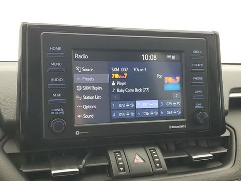 Used 2022 Toyota RAV4 XLE Premium image 29