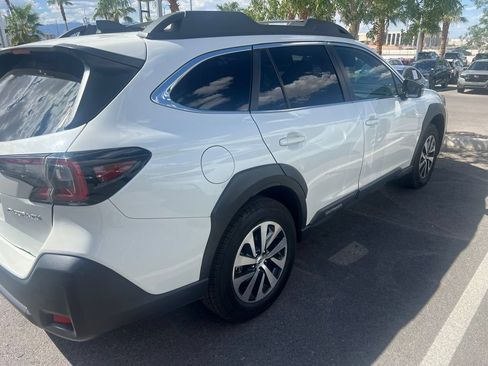 Certified 2024 Subaru Outback Premium AWD/4WD image 5