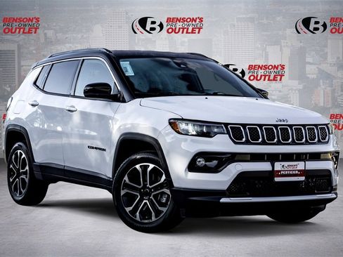 Used 2023 Jeep Compass Limited image 1