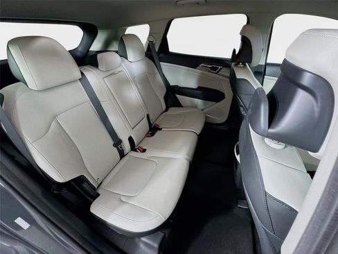 Certified 2023 Kia Sportage EX FWD image 27