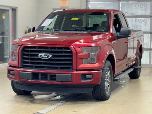 Used 2015 Ford F150 XLT w/ Equipment Group 301A Mid RWD image 3