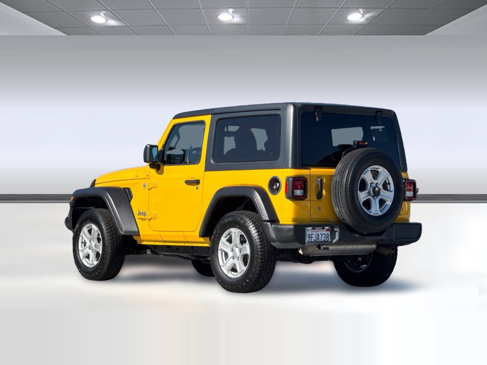 Used 2019 Jeep Wrangler Sport AWD/4WD image 3
