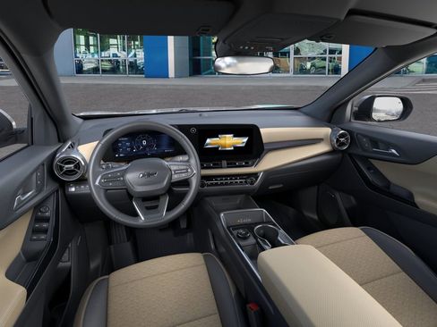 New 2026 Chevrolet Equinox ACTIV w/ LPO, Floor Liner Package AWD/4WD image 15