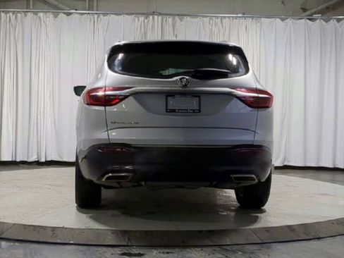 Used 2021 Buick Enclave Premium w/ Sun and Sites Package image 9