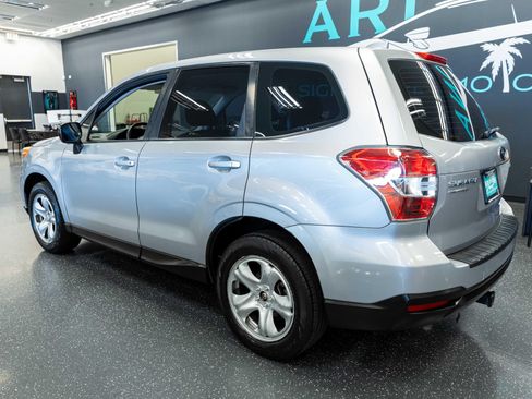 Used 2016 Subaru Forester 2.5i AWD/4WD image 9