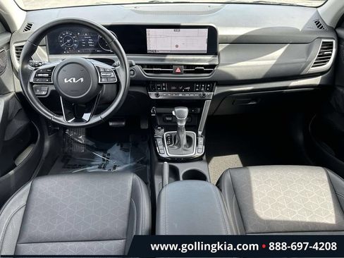 Certified 2024 Kia Seltos EX FWD image 11