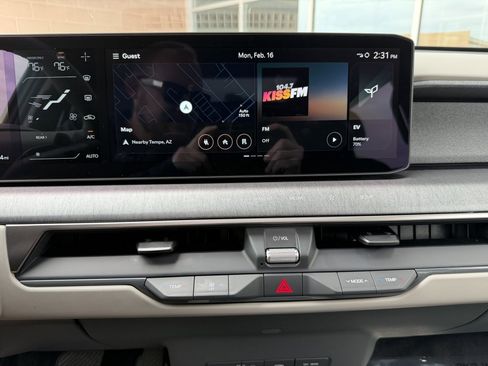 Used 2026 Kia EV9 Wind image 19