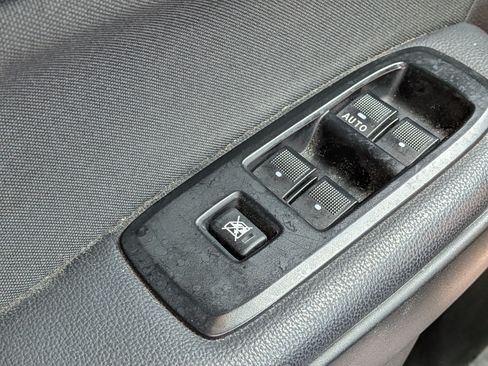 Used 2019 Ford Ranger XL w/ Equipment Group 101A Mid RWD image 22