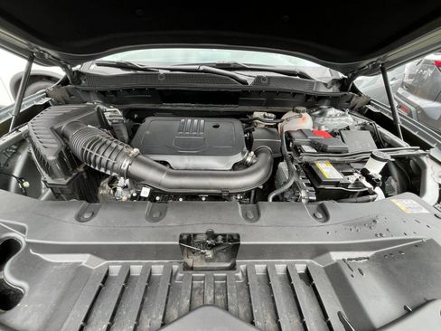 Used 2025 Chevrolet Blazer LT image 33