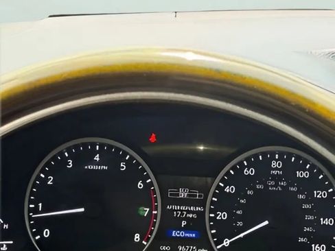 Used 2015 Lexus ES 350 w/ Luxury Package FWD image 33