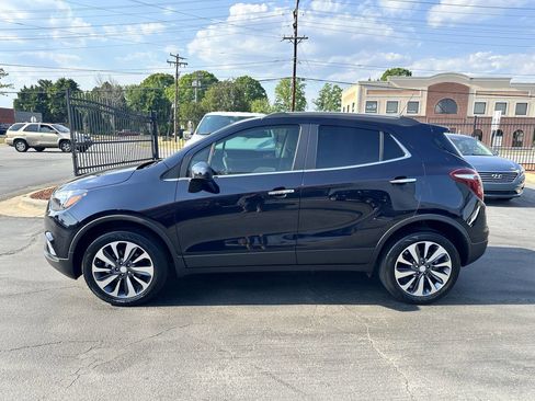 Used 2022 Buick Encore Preferred w/ Safety Package AWD/4WD image 9