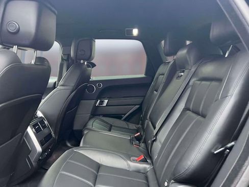 Used 2019 Land Rover Range Rover Sport SE AWD/4WD image 12