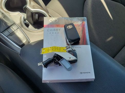 Used 2023 Toyota Camry LE FWD image 31
