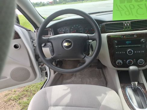 Used 2016 Chevrolet Impala Limited LS FWD image 13
