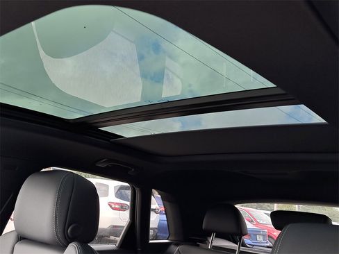 New 2025 Audi Q3 2.0T Premium image 16