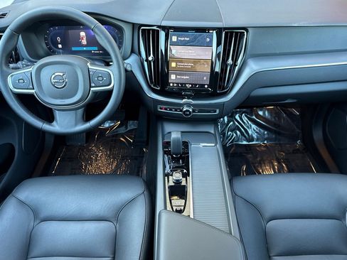 Used 2025 Volvo XC60 B5 Core w/ Protection Package Premier image 14