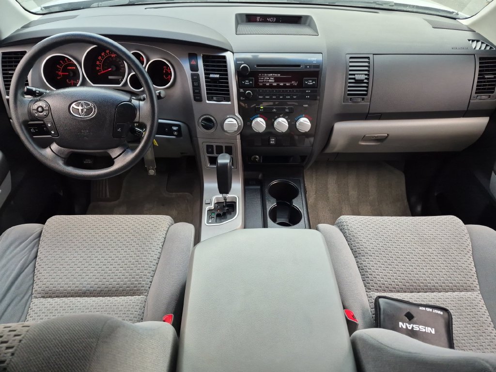 Used 2010 Toyota Tundra 4x4 Double Cab image 14