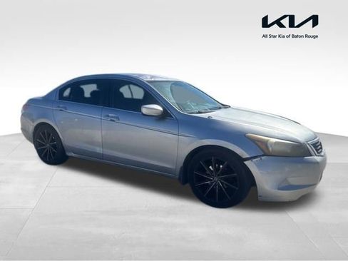 Used 2010 Honda Accord LX image 1