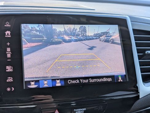 Used 2020 Honda Ridgeline RTL-E image 19