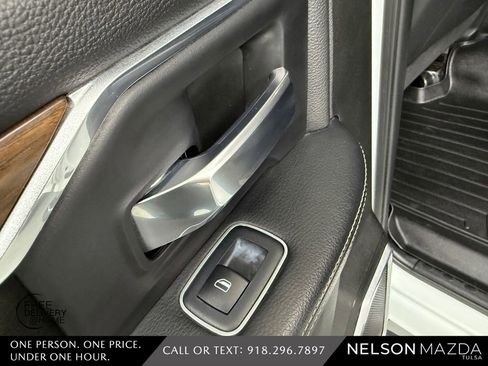 Used 2022 RAM 2500 Laramie AWD/4WD image 35