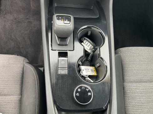 Used 2023 Nissan Rogue SV AWD/4WD image 23