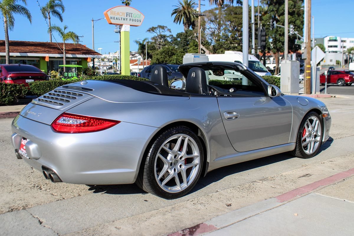 Used 2010 Porsche 911 Carrera S RWD image 6