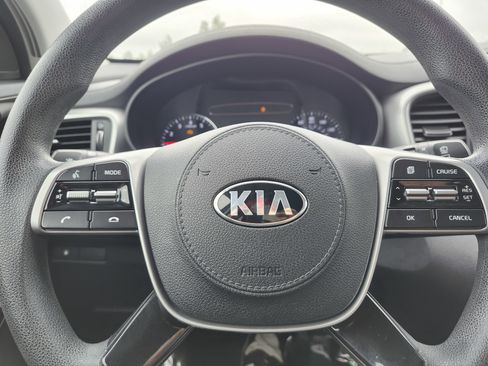 Used 2019 Kia Sorento L FWD image 24