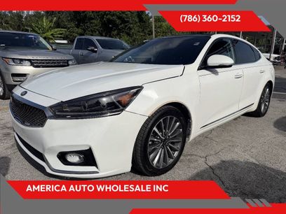 Used 2017 Kia Cadenza Premium w/ Luxury Package