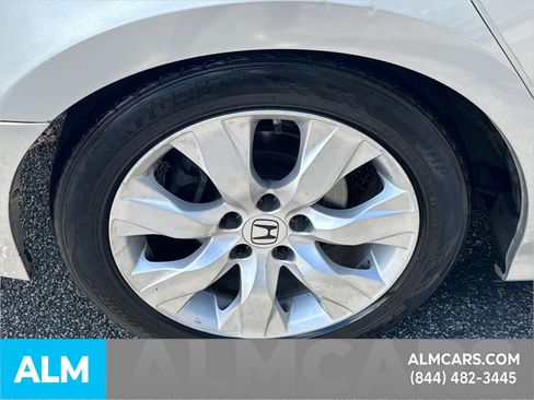 Used 2010 Honda Accord EX-L image 21