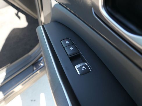 New 2026 Kia Sorento LX FWD image 25
