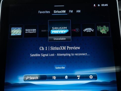 Used 2025 Mercedes-Benz GLC 43 AMG 4MATIC image 32