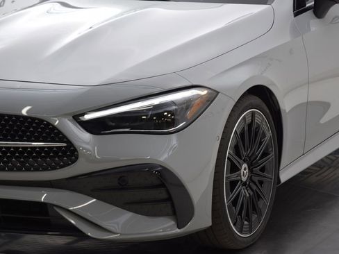 New 2026 Mercedes-Benz CLE 450 4MATIC Coupe image 11