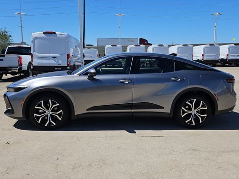 Used 2025 Toyota Crown Nightshade image 7