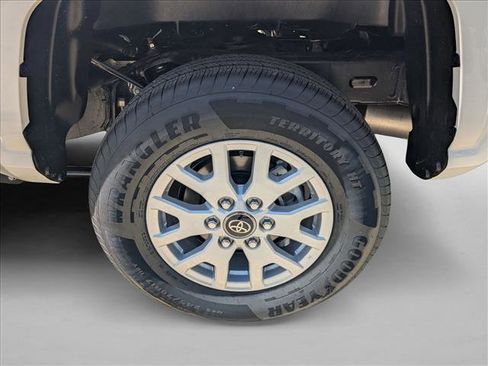New 2025 Toyota Tacoma SR5 image 9