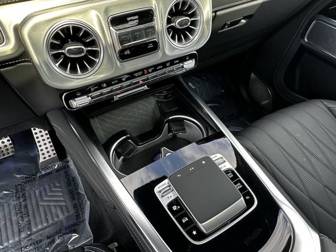 Certified 2026 Mercedes-Benz G 63 AMG 4MATIC image 32