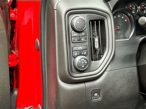 Used 2022 Chevrolet Silverado 1500 W/T w/ WT Convenience Package image 10